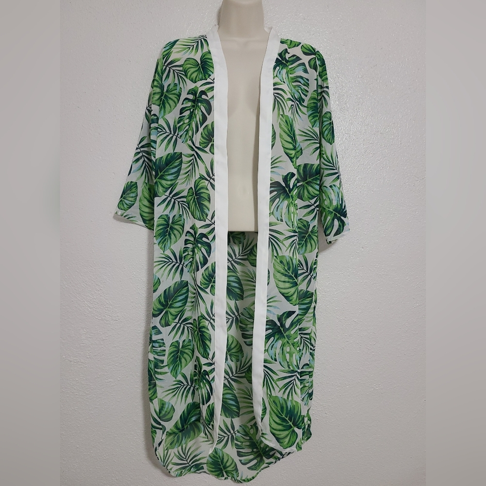 Miss Innocent Palm Leaf Green Kimono 3/4 sleeve Size Small
